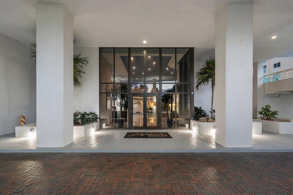 HIGHLAND PLACE CONDO - Residential