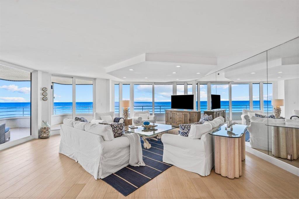 HIGHLAND PLACE CONDO - Residential