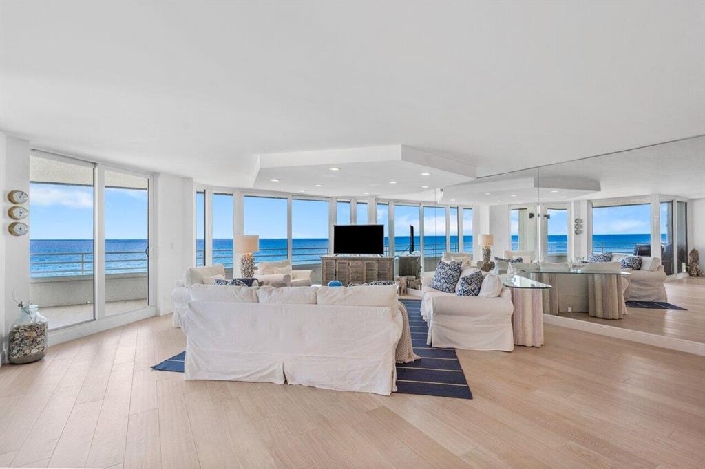 HIGHLAND PLACE CONDO - Residential