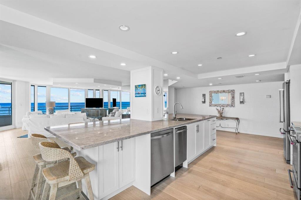 HIGHLAND PLACE CONDO - Residential