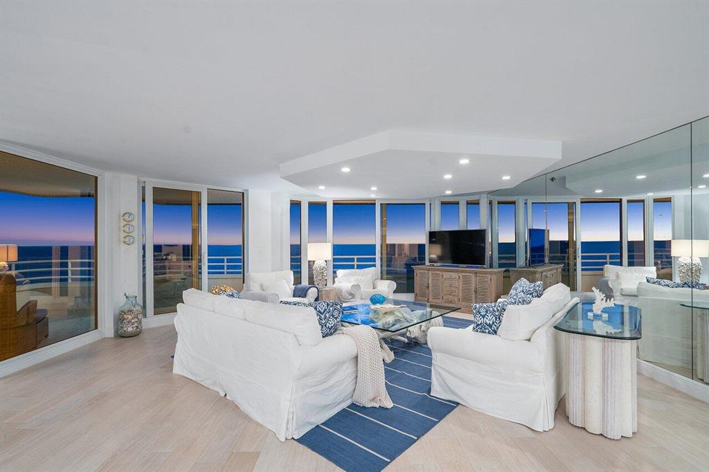 HIGHLAND PLACE CONDO - Residential