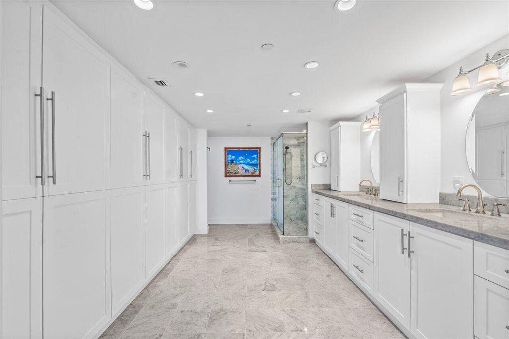 HIGHLAND PLACE CONDO - Residential