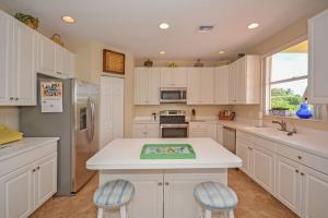 GRAND ISLES/ ORANGE POINT - Residential