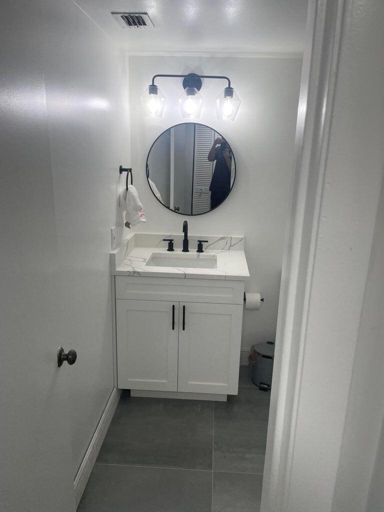 4992 Sable Pine Circle B1
