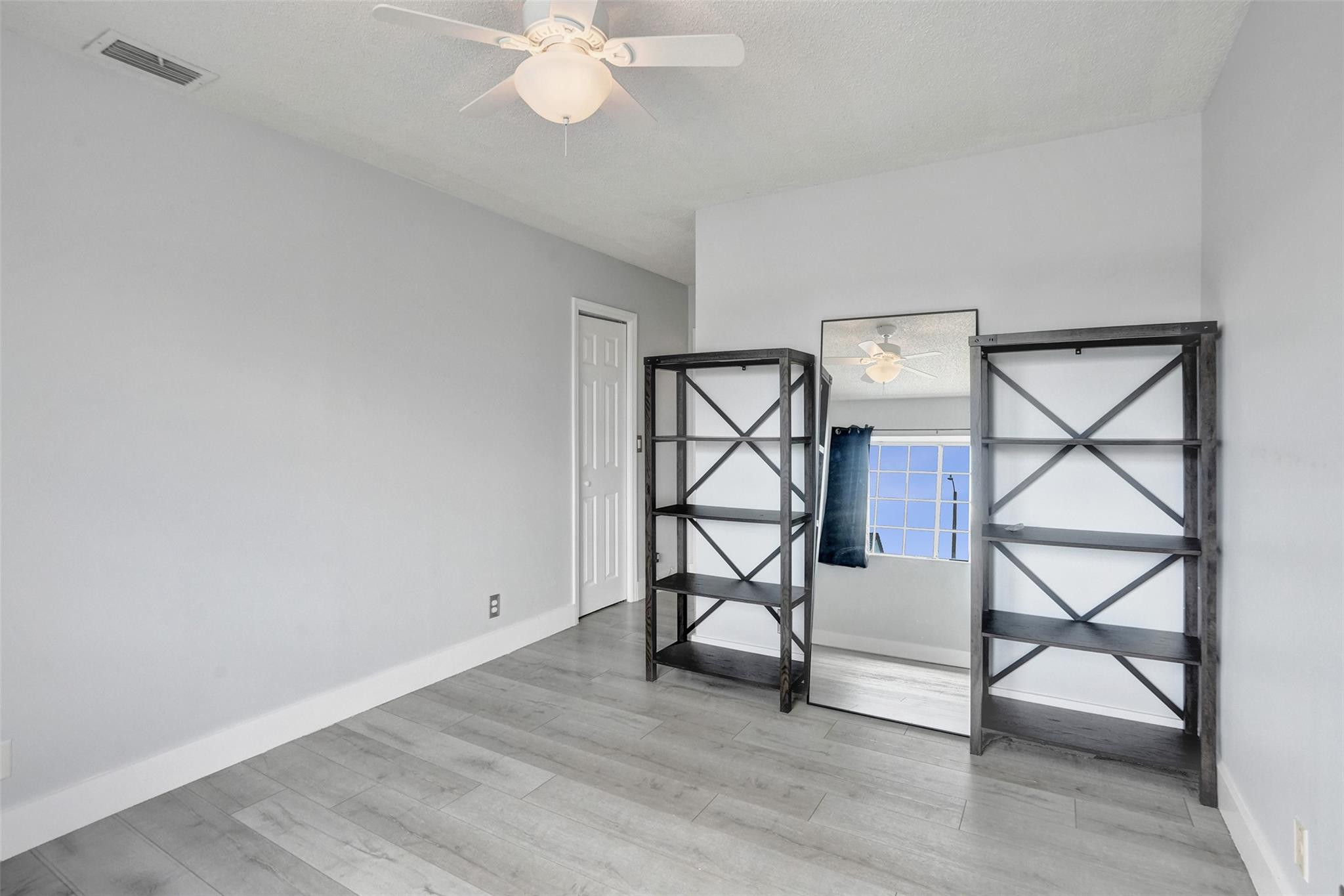 AMERITRAIL SEC TWO - Residential