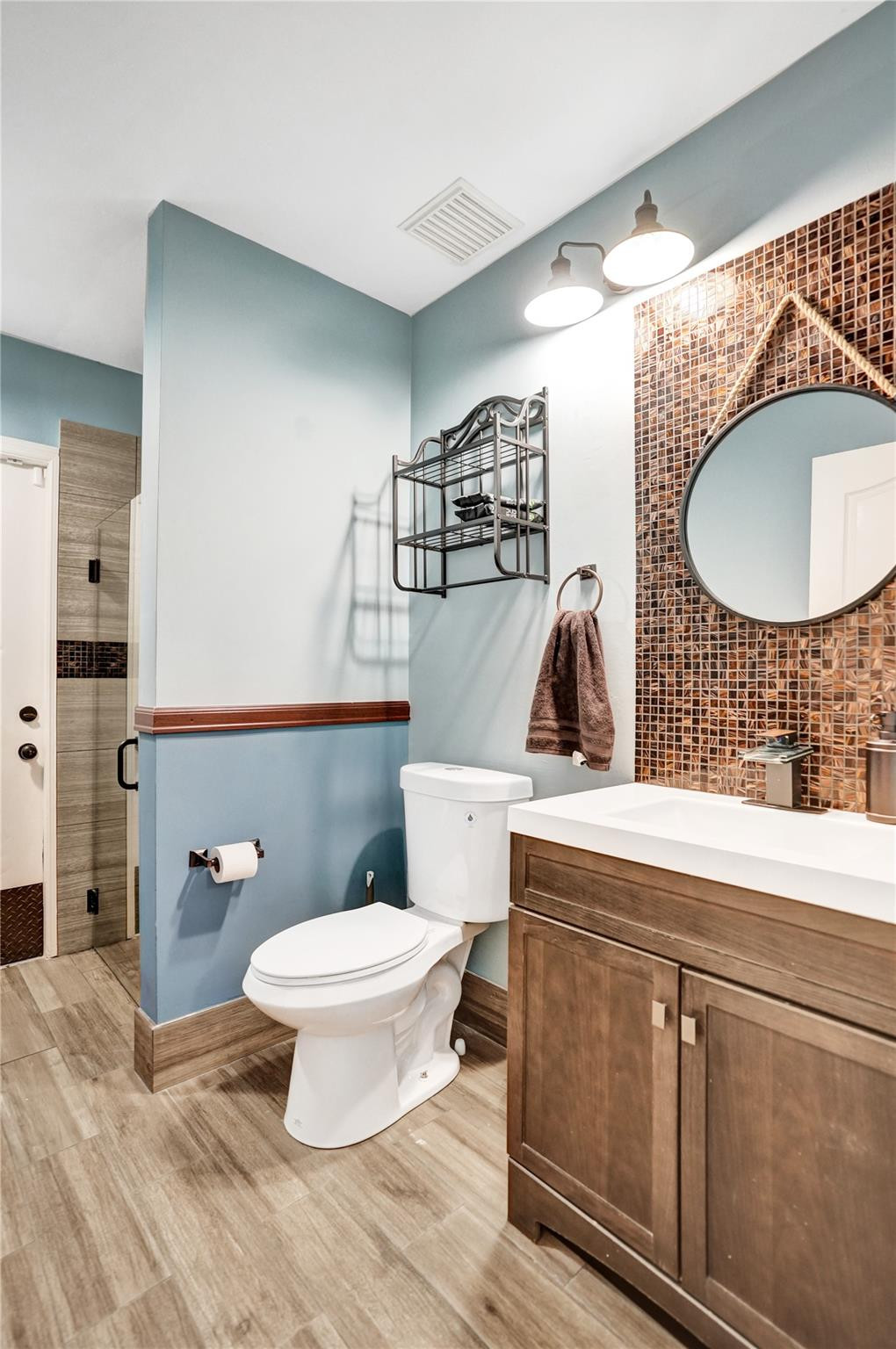 AMERITRAIL SEC TWO - Residential