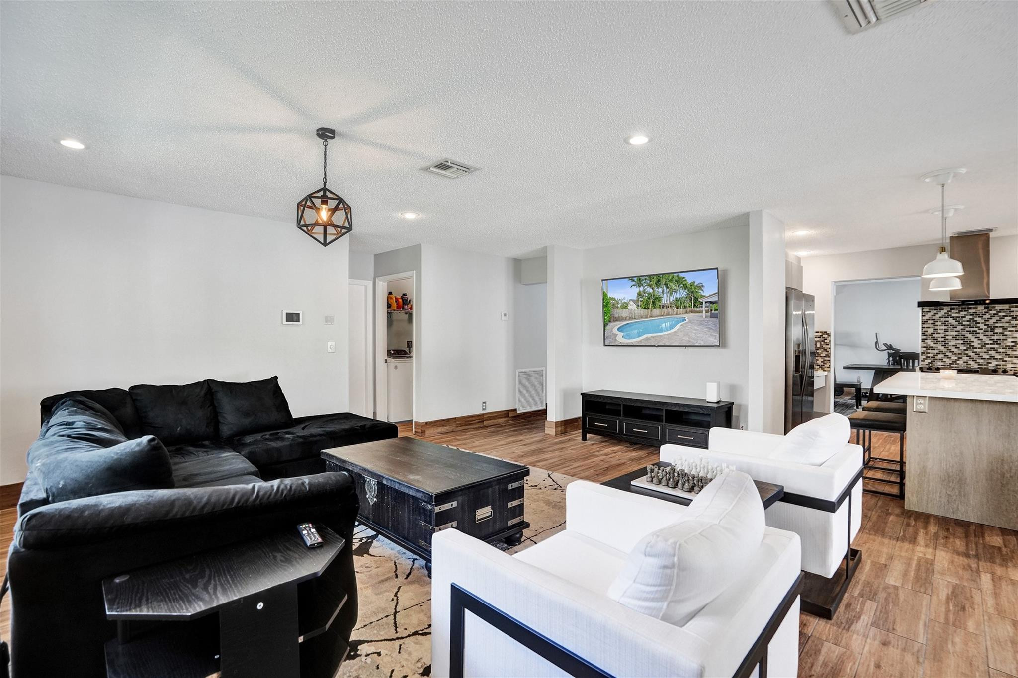 AMERITRAIL SEC TWO - Residential