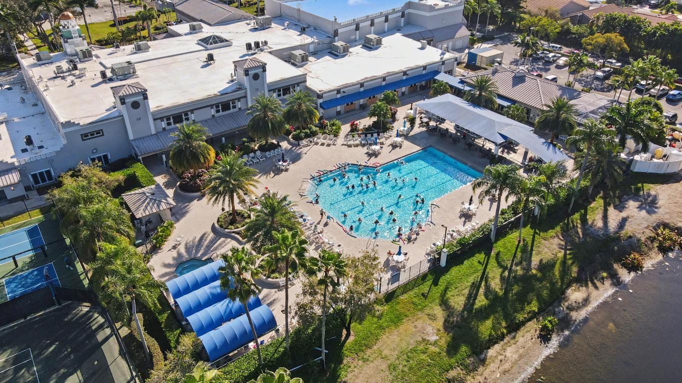 PALM ISLES- SOUTHWIND ESTATES - Residential