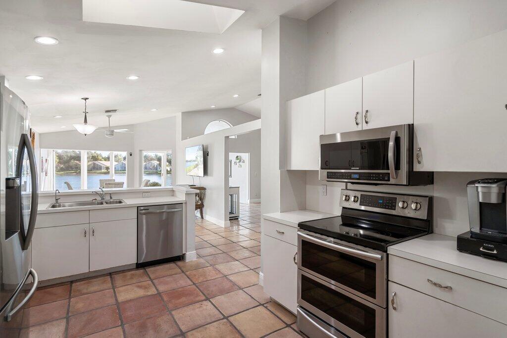 PALM ISLES- SOUTHWIND ESTATES - Residential