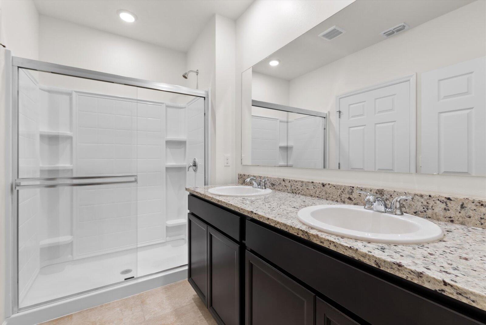 TRADITION PLAT NO 29 - Residential Lease
