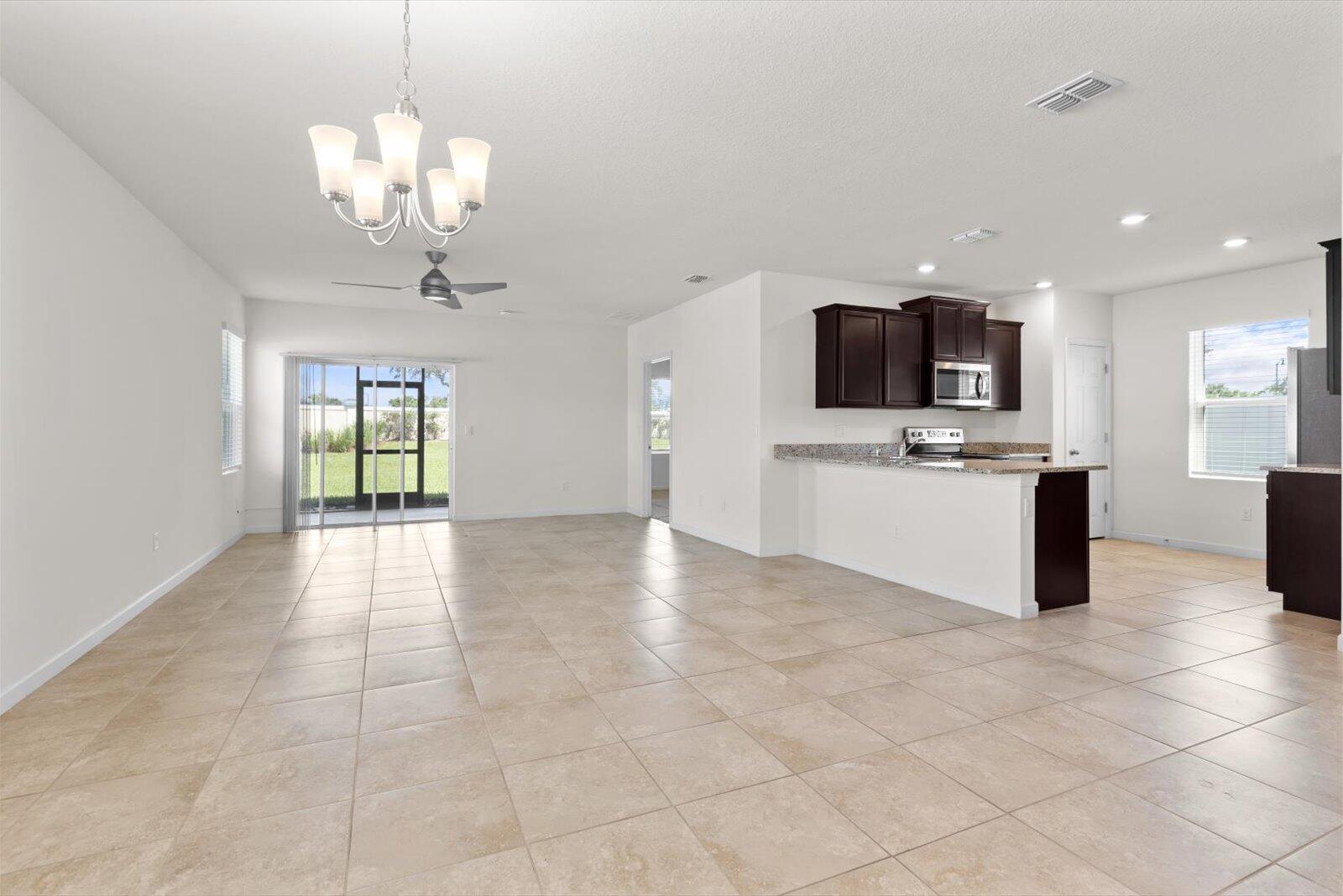 TRADITION PLAT NO 29 - Residential Lease