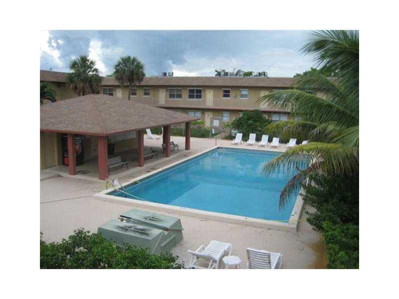 COURTS AT OAKLAND PARK - Residential Lease