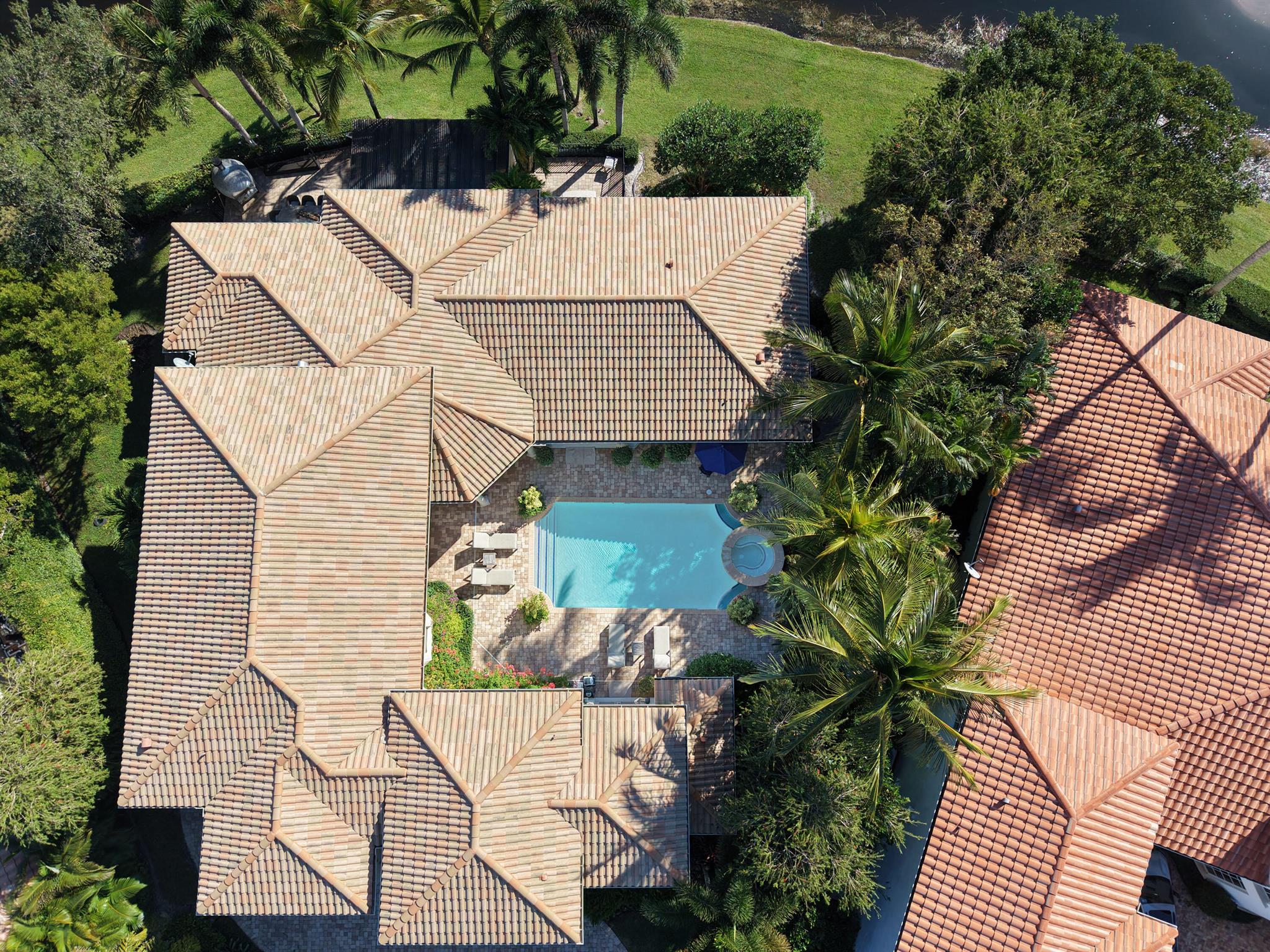MIZNER ESTATES OF PALM BE - Residential