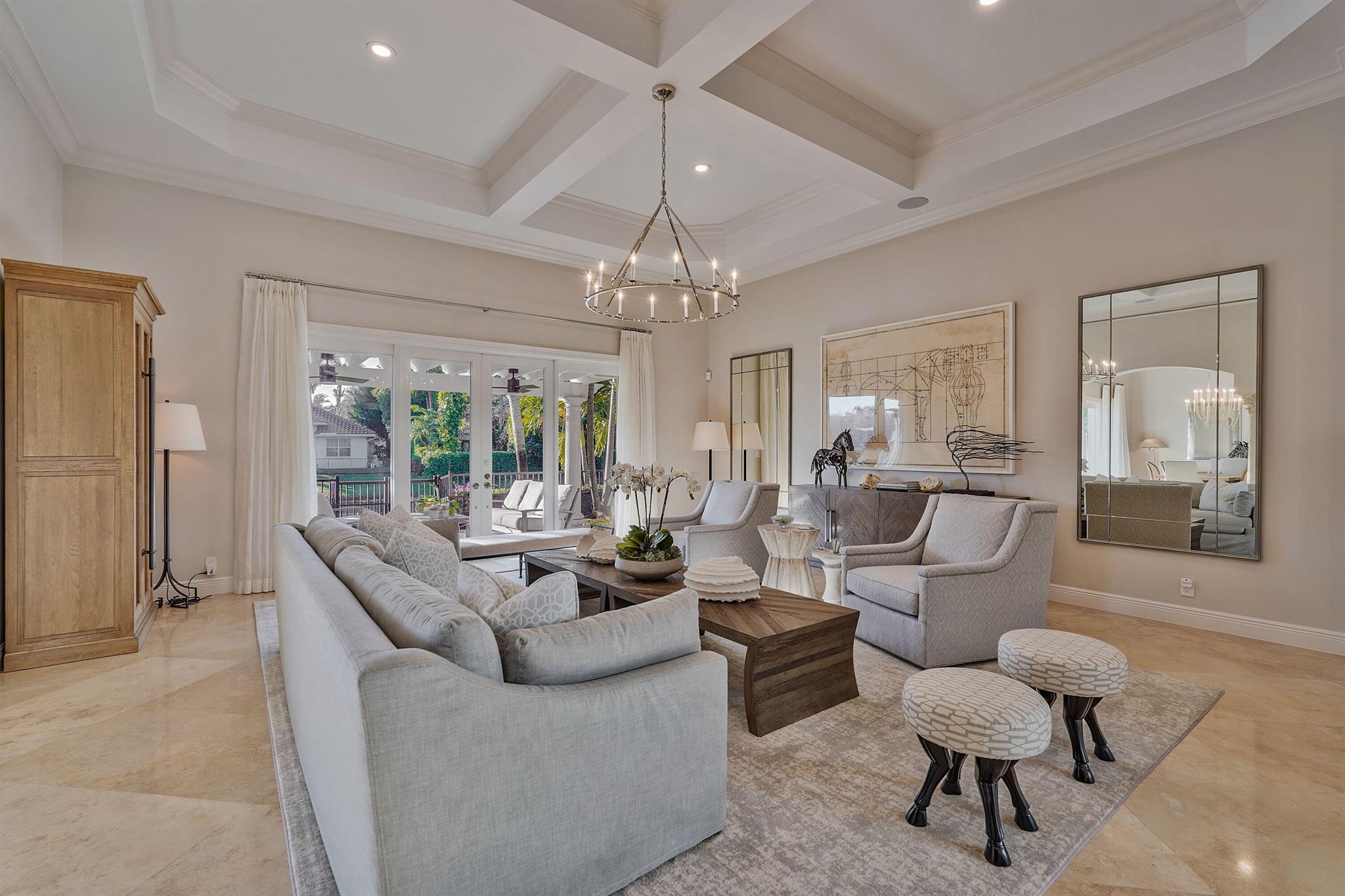 MIZNER ESTATES OF PALM BE - Residential