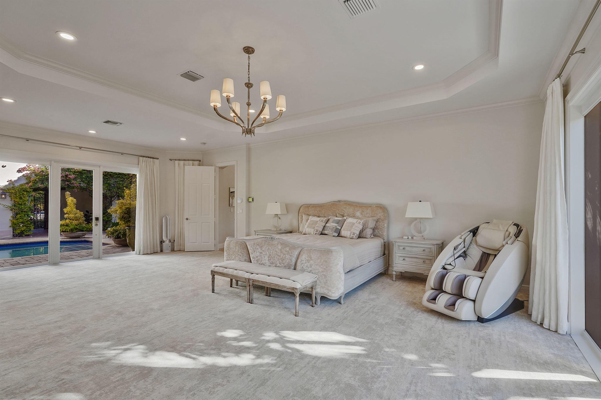 MIZNER ESTATES OF PALM BE - Residential