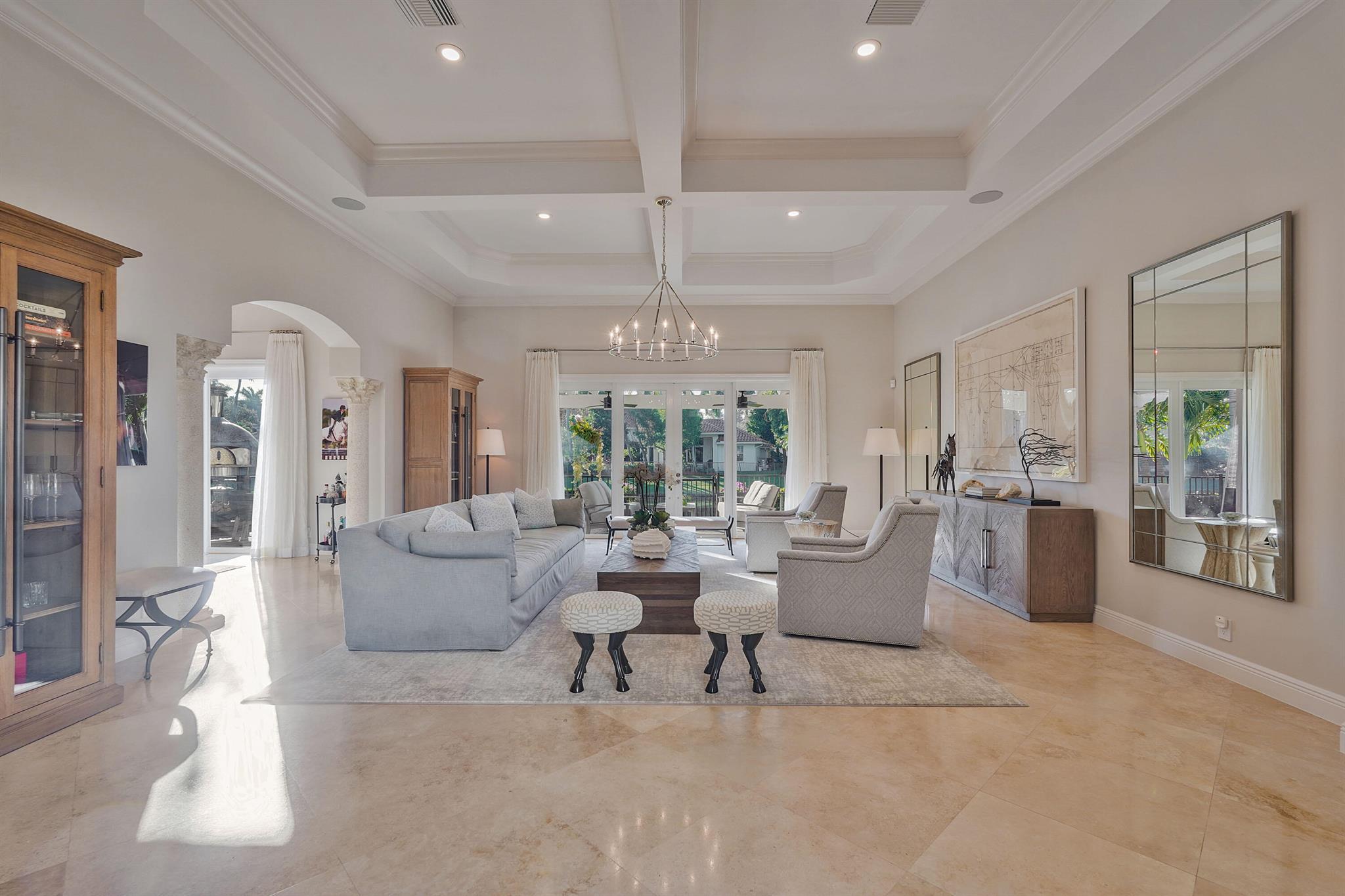 MIZNER ESTATES OF PALM BE - Residential