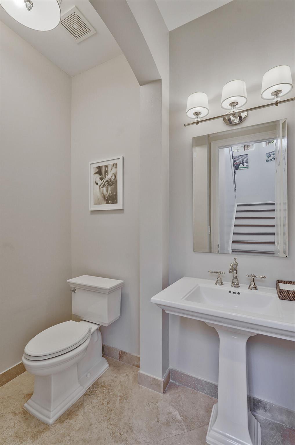 MIZNER ESTATES OF PALM BE - Residential