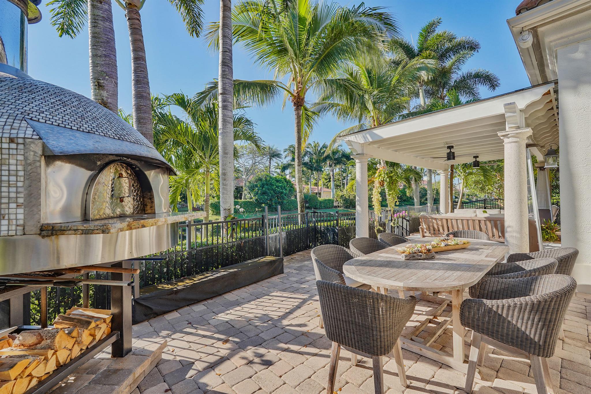 MIZNER ESTATES OF PALM BE - Residential