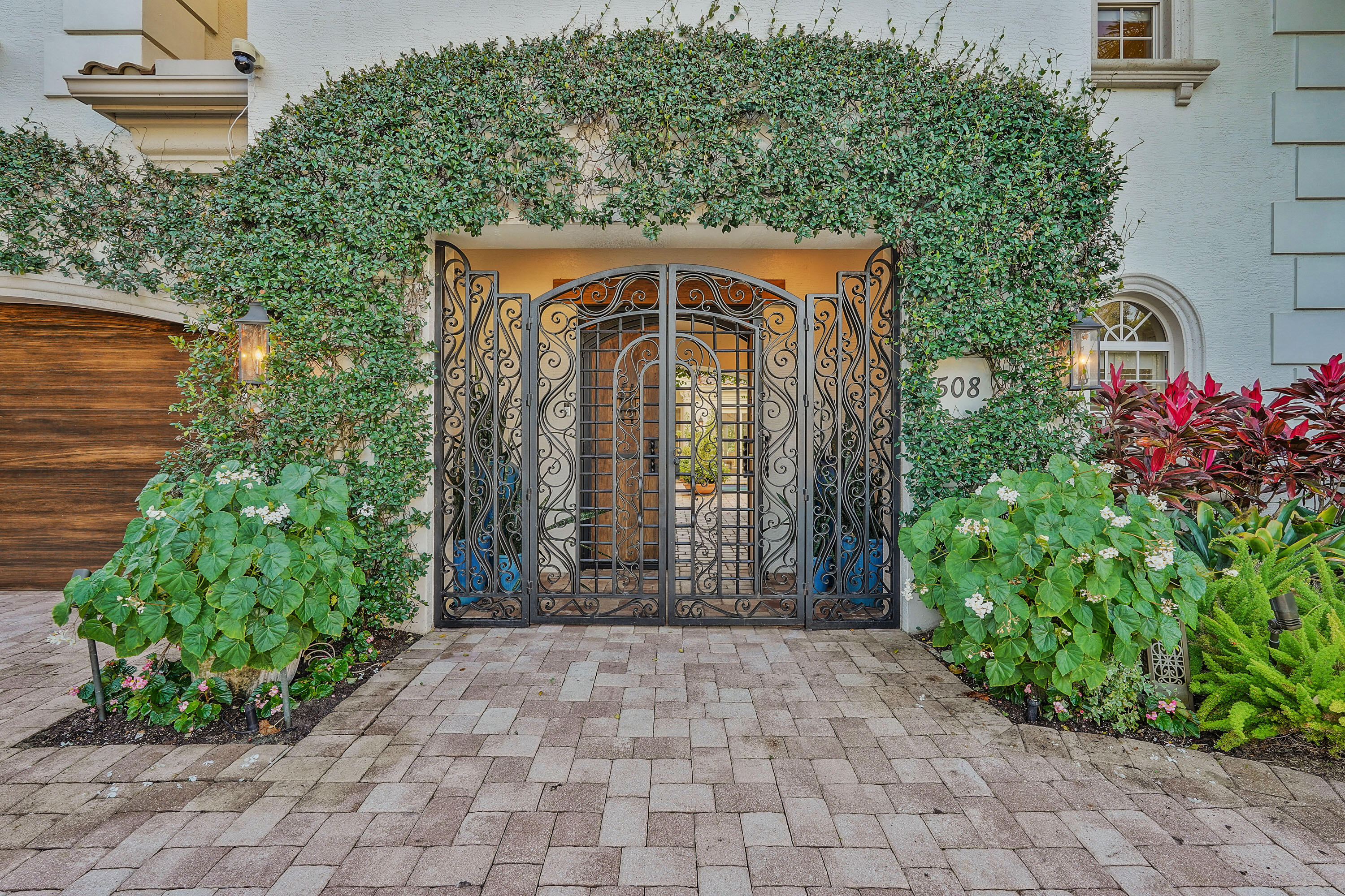 MIZNER ESTATES OF PALM BEACH POLO & COUNTRY CLUB W - Residential