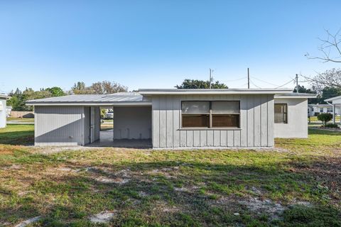 A home in Port St Lucie