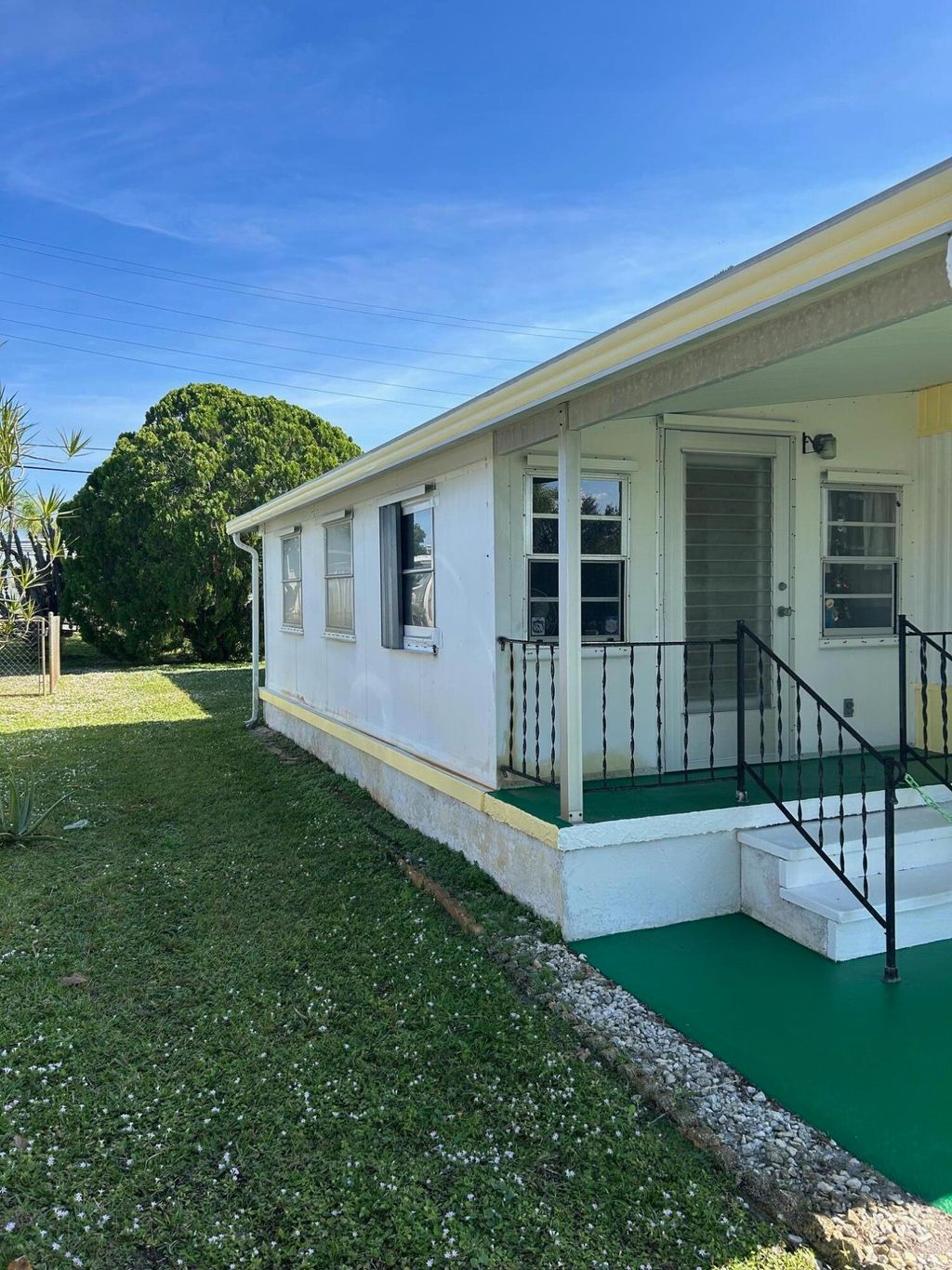 Photo of 7199 SE Redbird Circle, Hobe Sound, FL 33455 (MLS # B26015187)