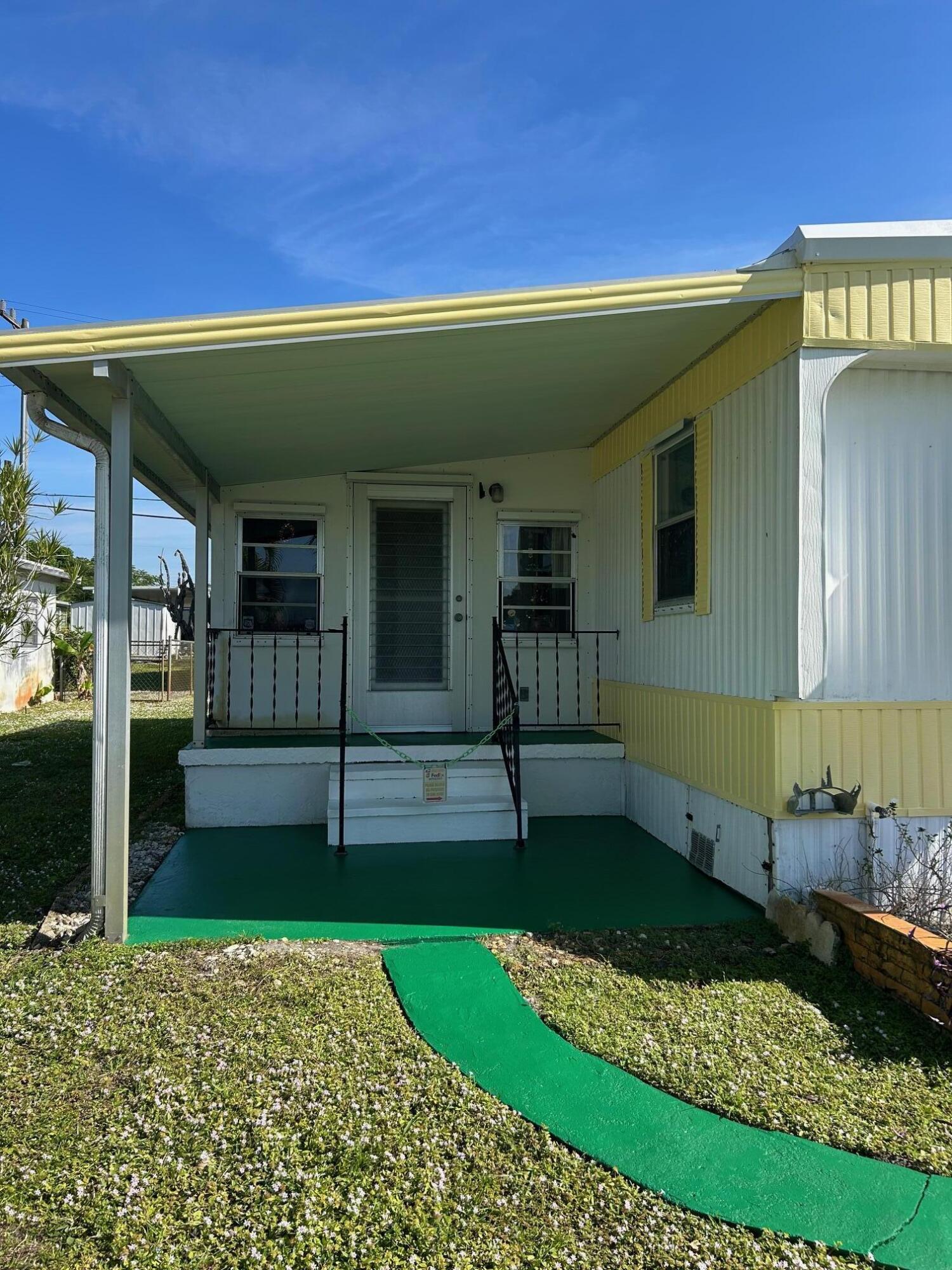 7199 SE Redbird Circle