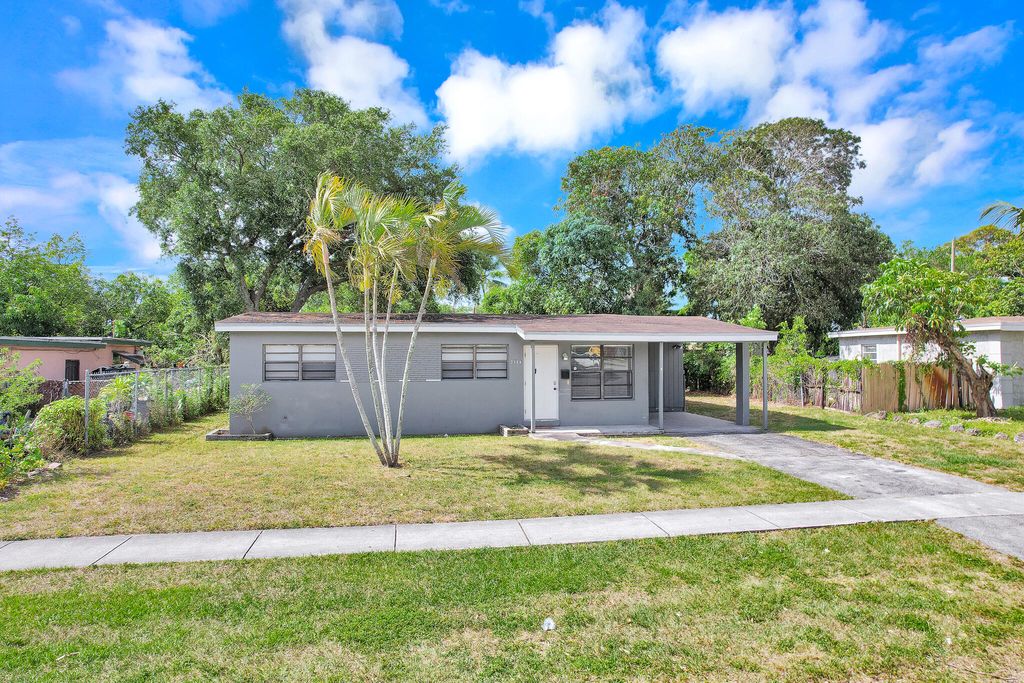 Photo of 3680 Jackson Boulevard, Fort Lauderdale, FL 33312 (MLS # B26015311)