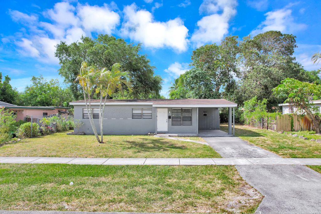 Photo of 3680 Jackson Boulevard, Fort Lauderdale, FL 33312 (MLS # B26015311)
