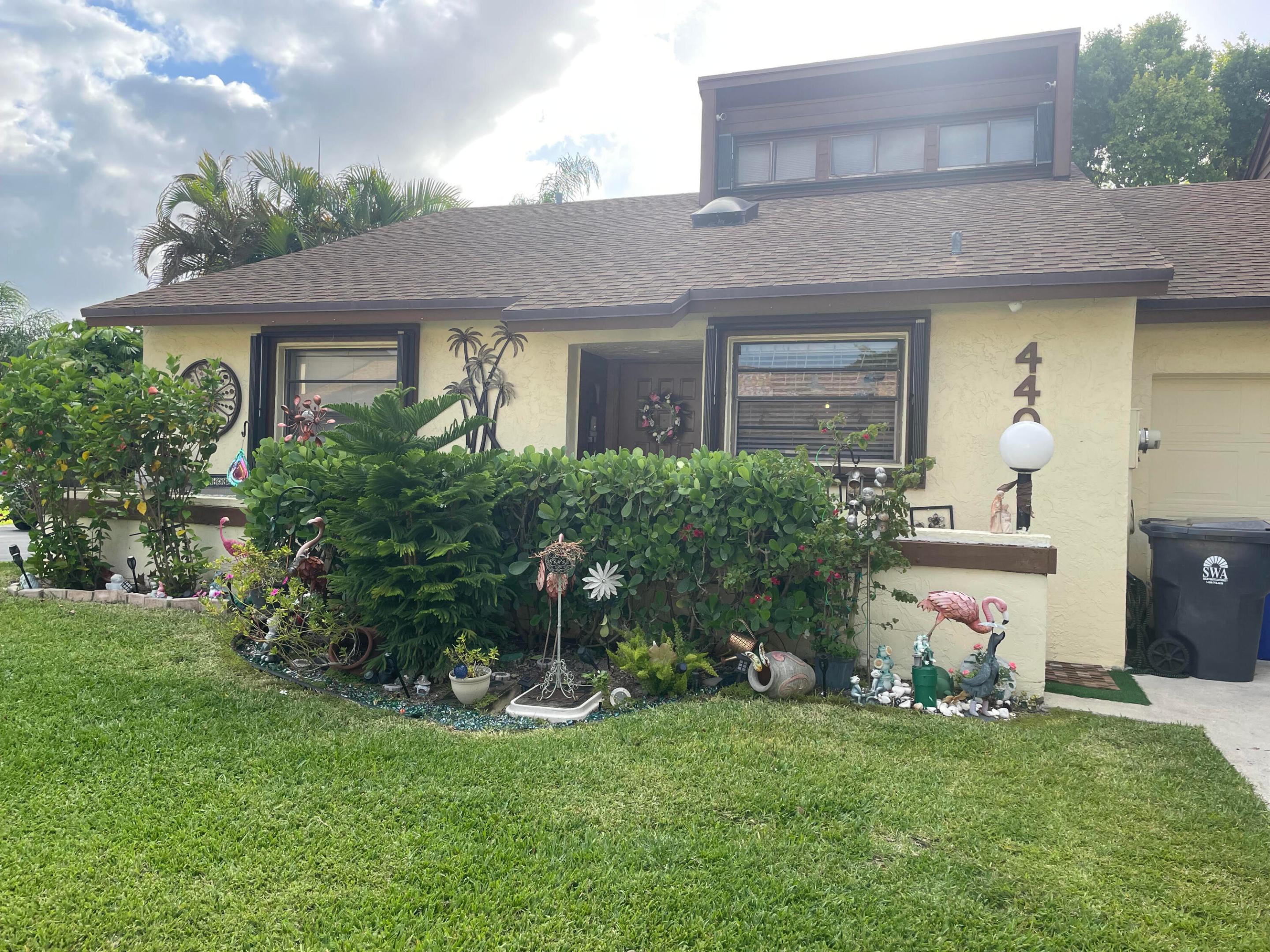HIDDEN HOLLOW - Residential Lease