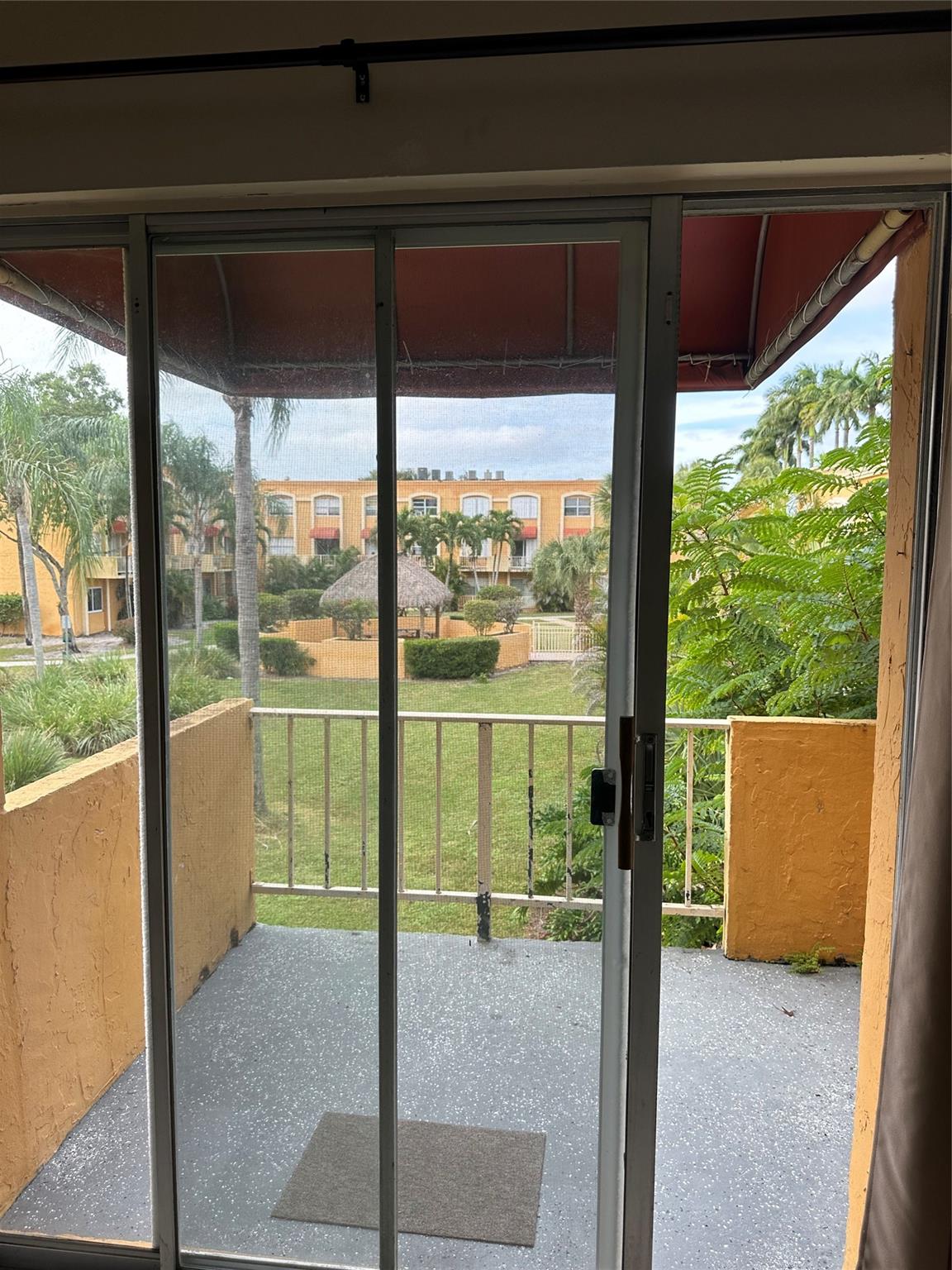 VENETIAN GARDEN OF MIAMI - Residential Lease