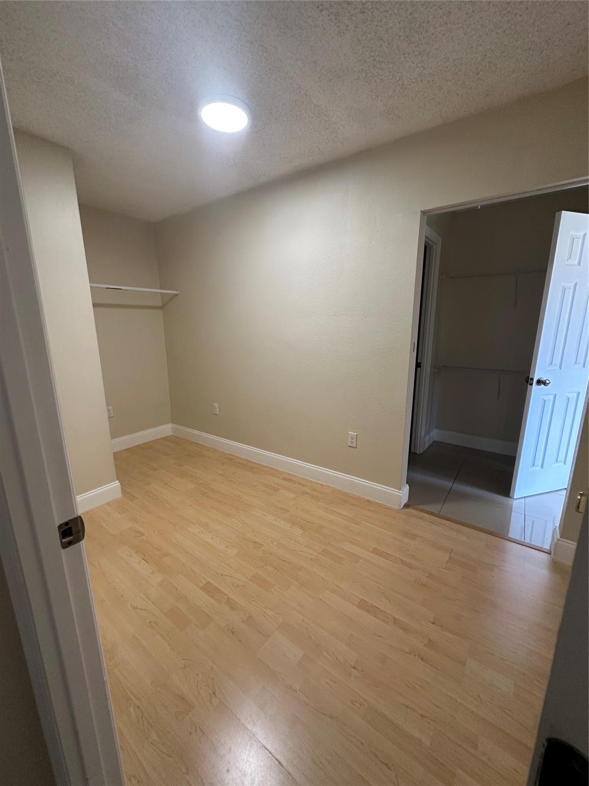 VENETIAN GARDEN OF MIAMI - Residential Lease