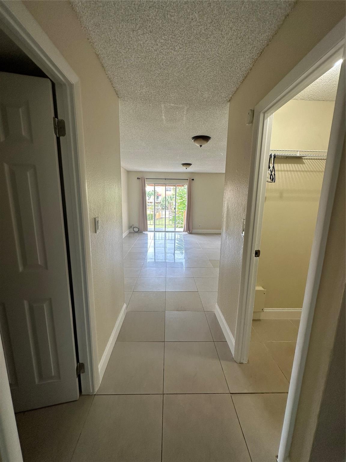 VENETIAN GARDEN OF MIAMI - Residential Lease