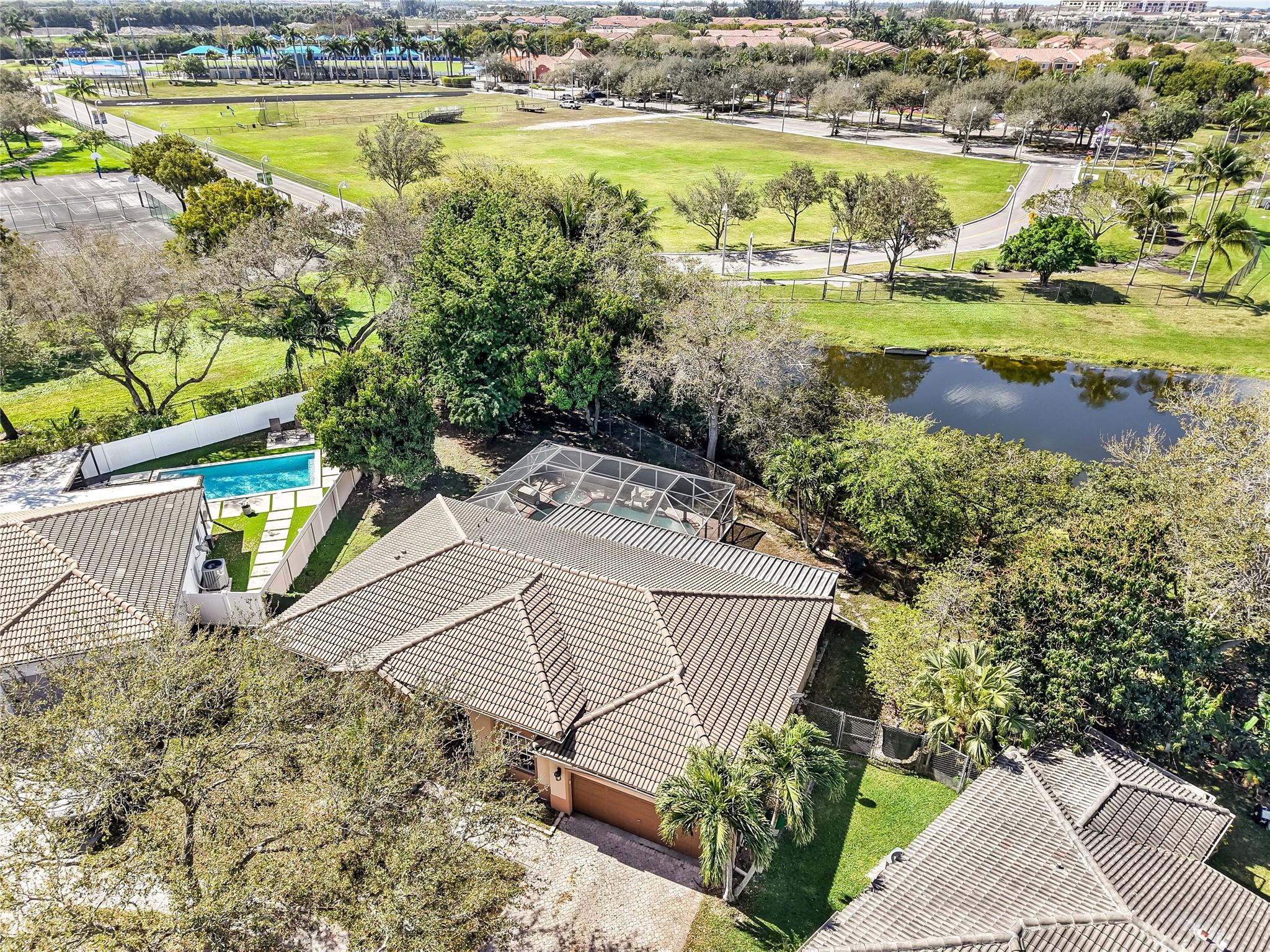 Avalon 160-4 B - Residential