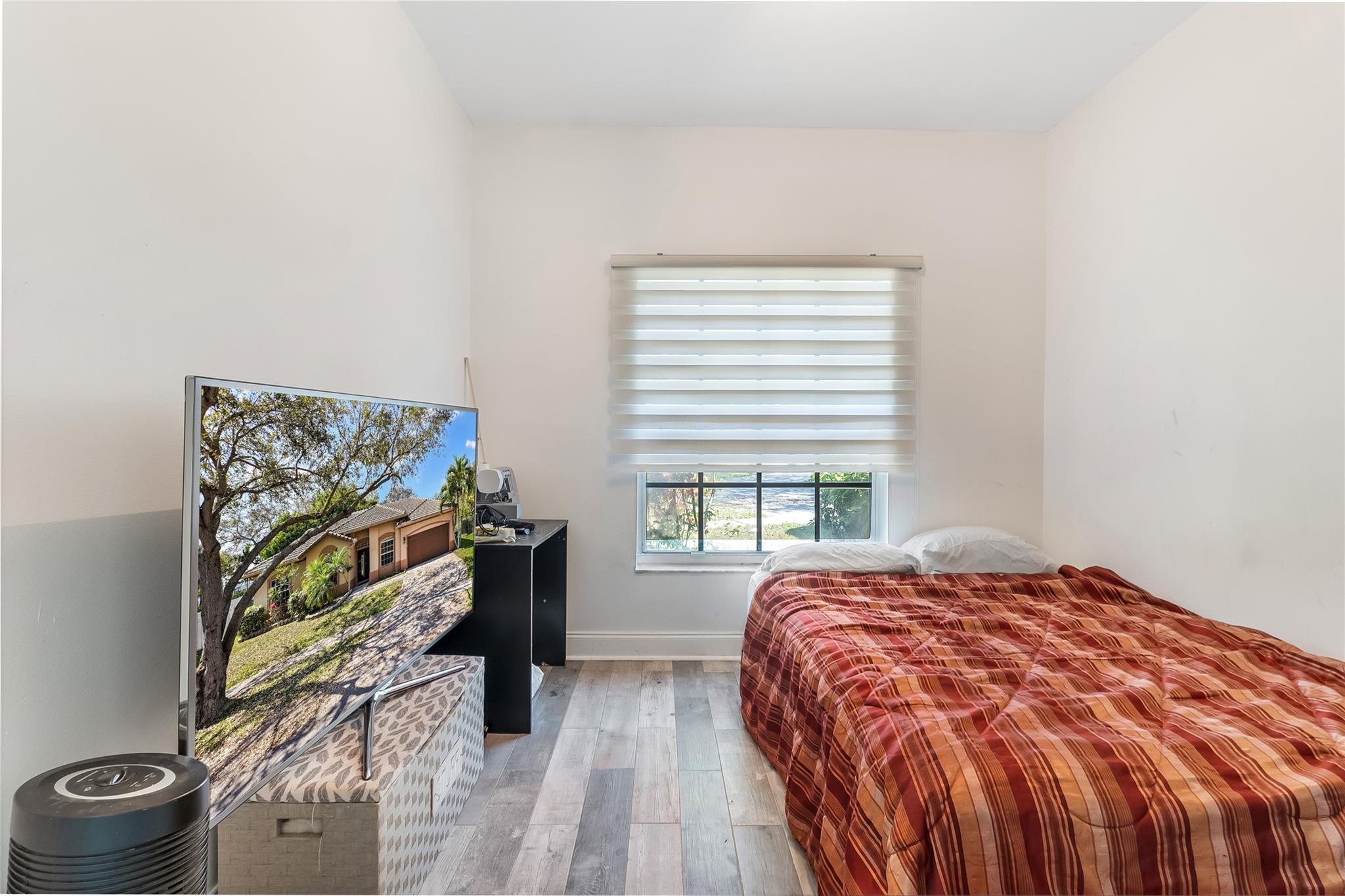 Avalon 160-4 B - Residential