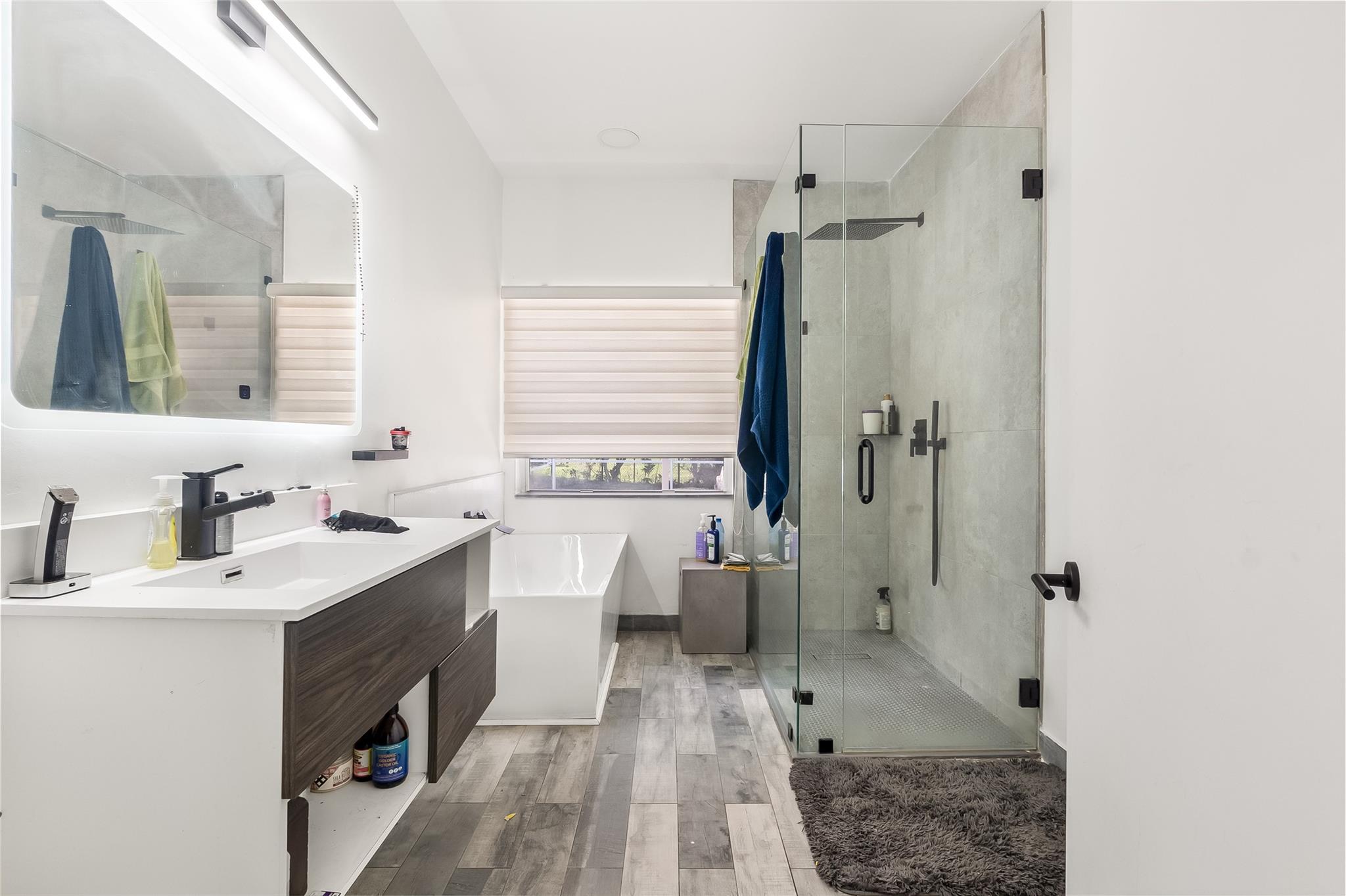 Avalon 160-4 B - Residential