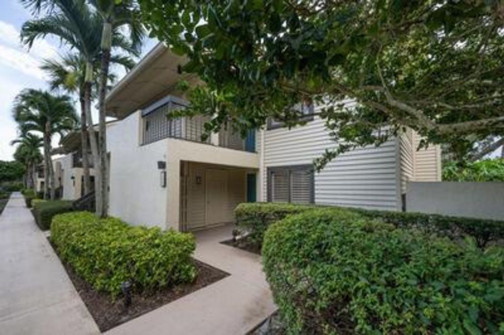 Photo of 5152 SE Club Way #104, Stuart, FL 34997 (MLS # R10908476)