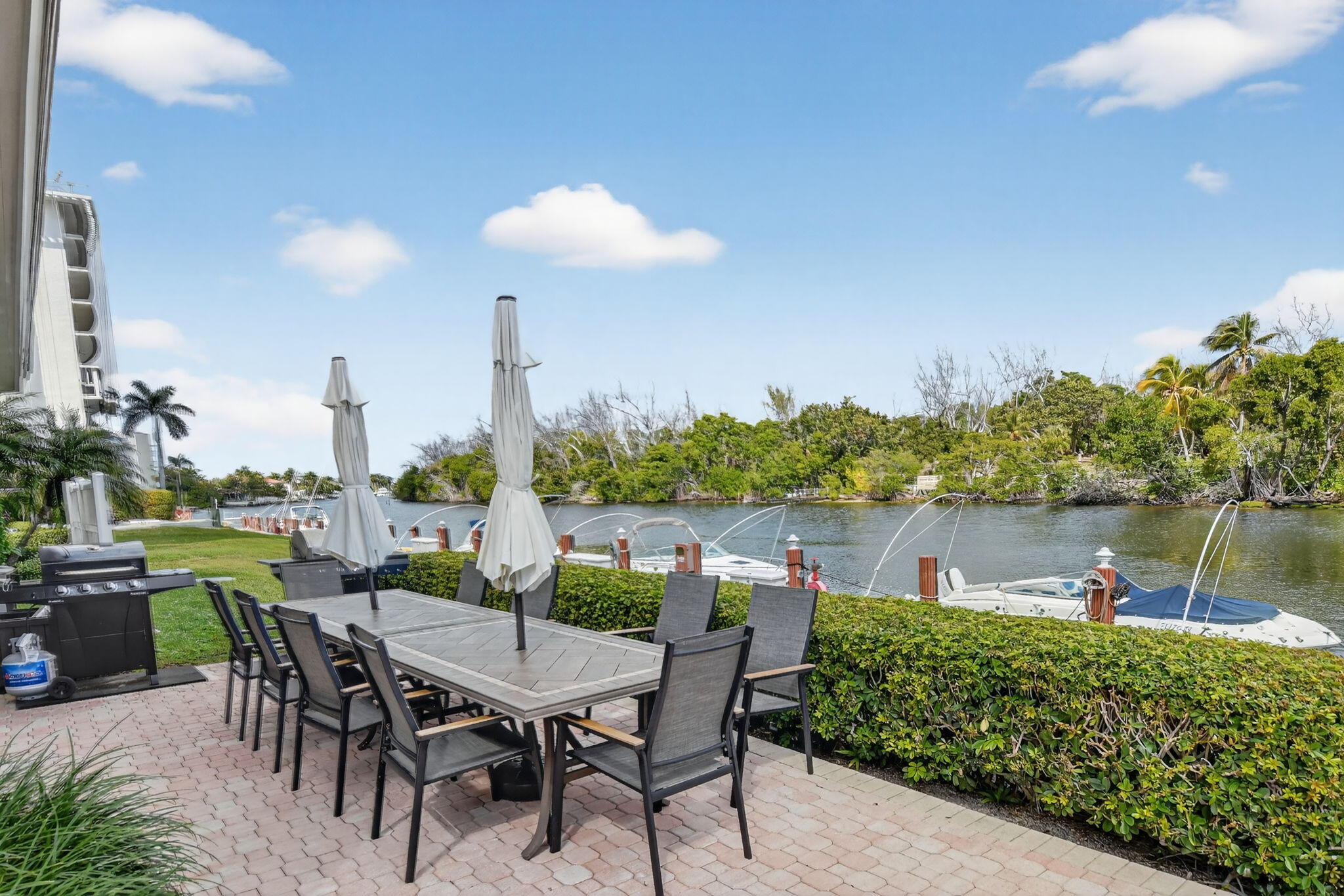 HILLSBORO LANDINGS CONDO NO ONE - Residential