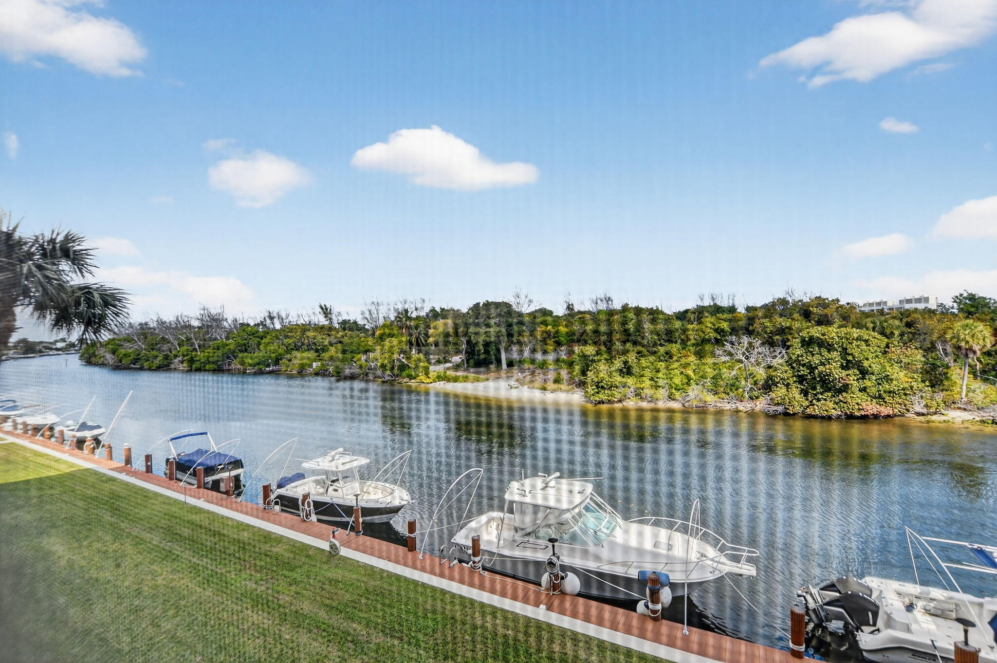 HILLSBORO LANDINGS CONDO NO ONE - Residential