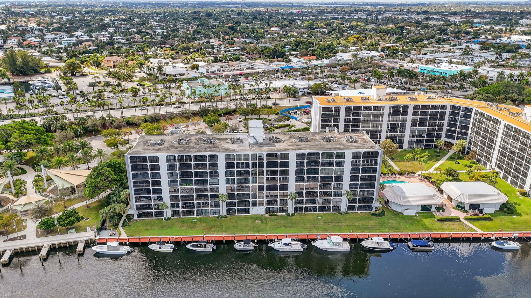 HILLSBORO LANDINGS CONDO NO ONE - Residential