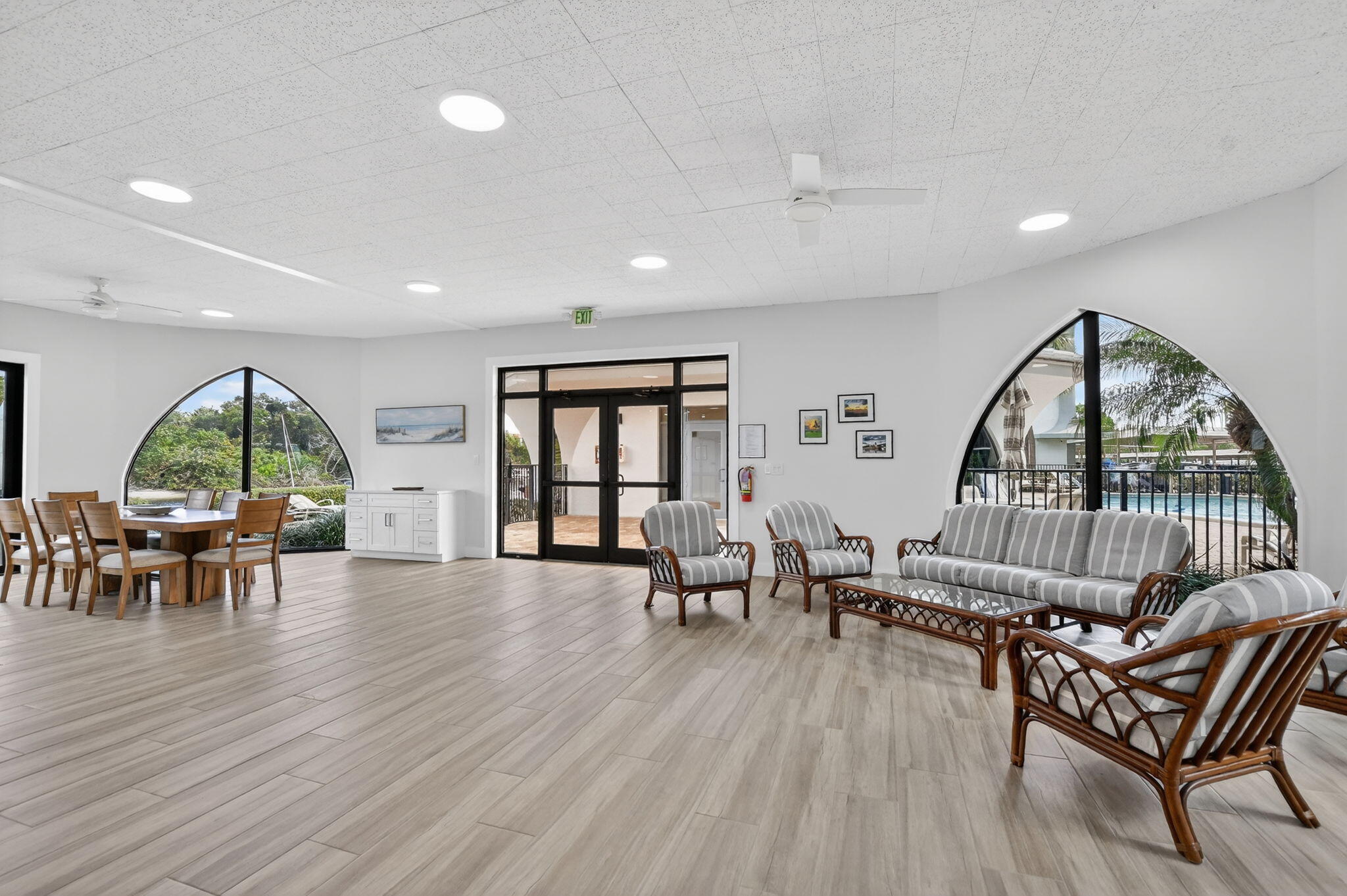 HILLSBORO LANDINGS CONDO NO ONE - Residential