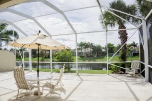 VILLAGEWALK - Residential