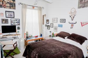 VILLAGEWALK - Residential