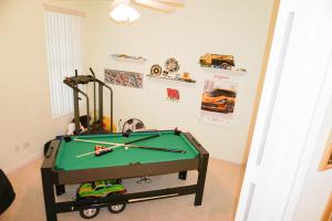 VILLAGEWALK - Residential