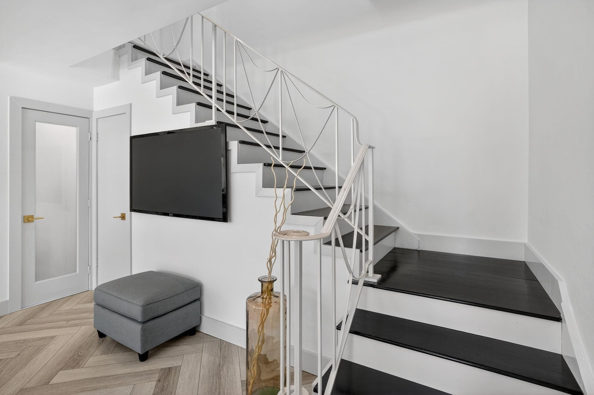 Townhouse Isle - Residential