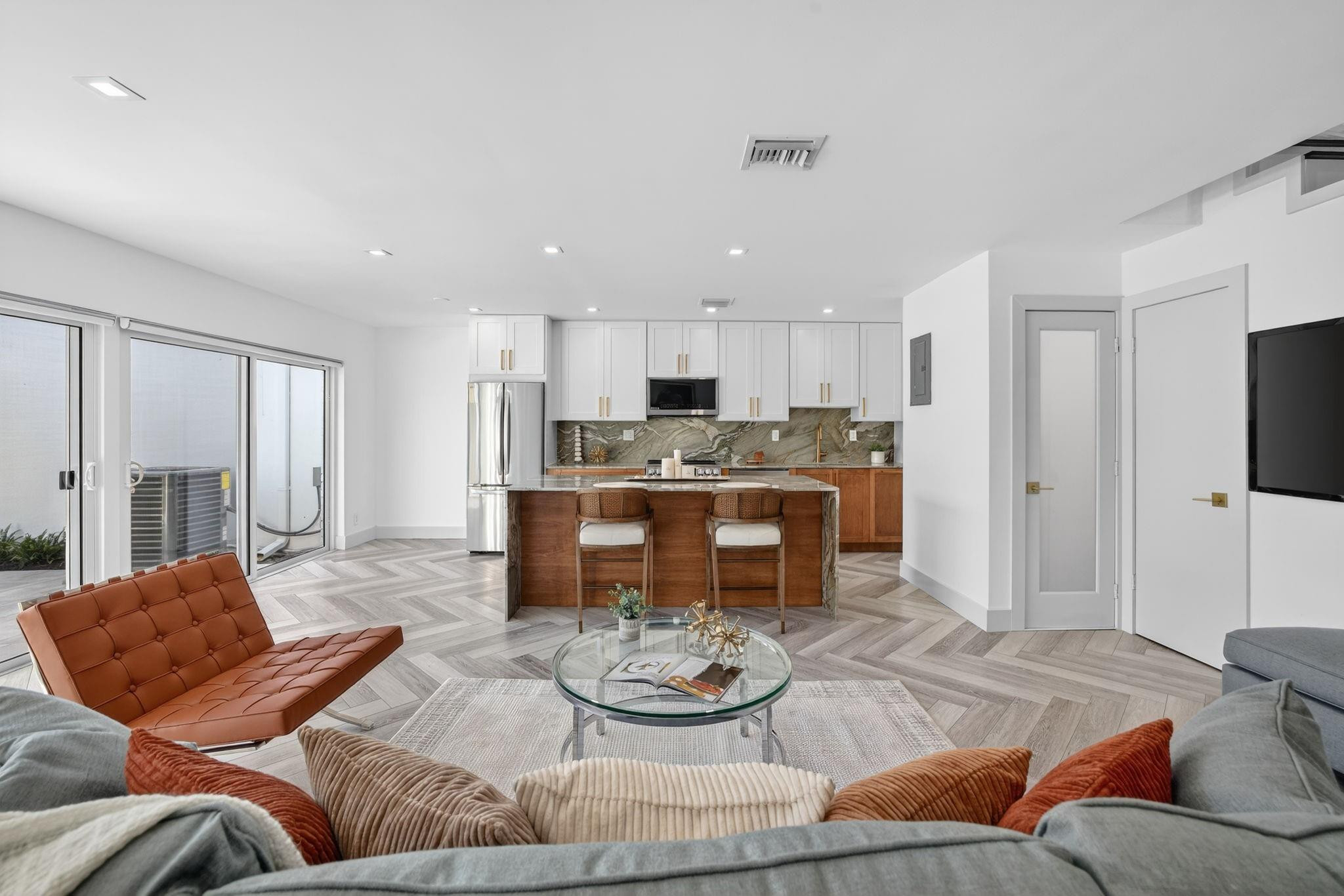 Townhouse Isle - Residential