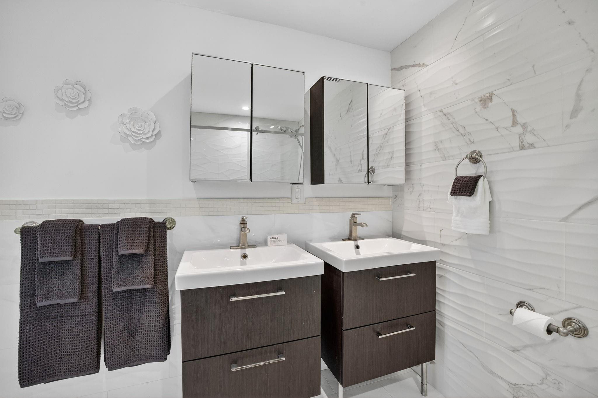 Townhouse Isle - Residential