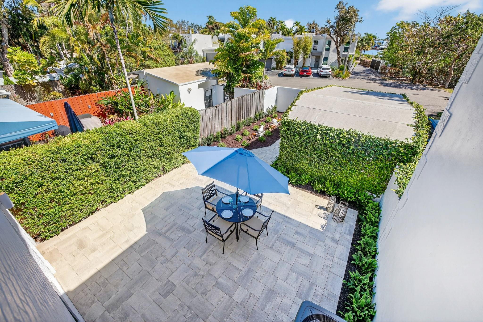 Townhouse Isle - Residential