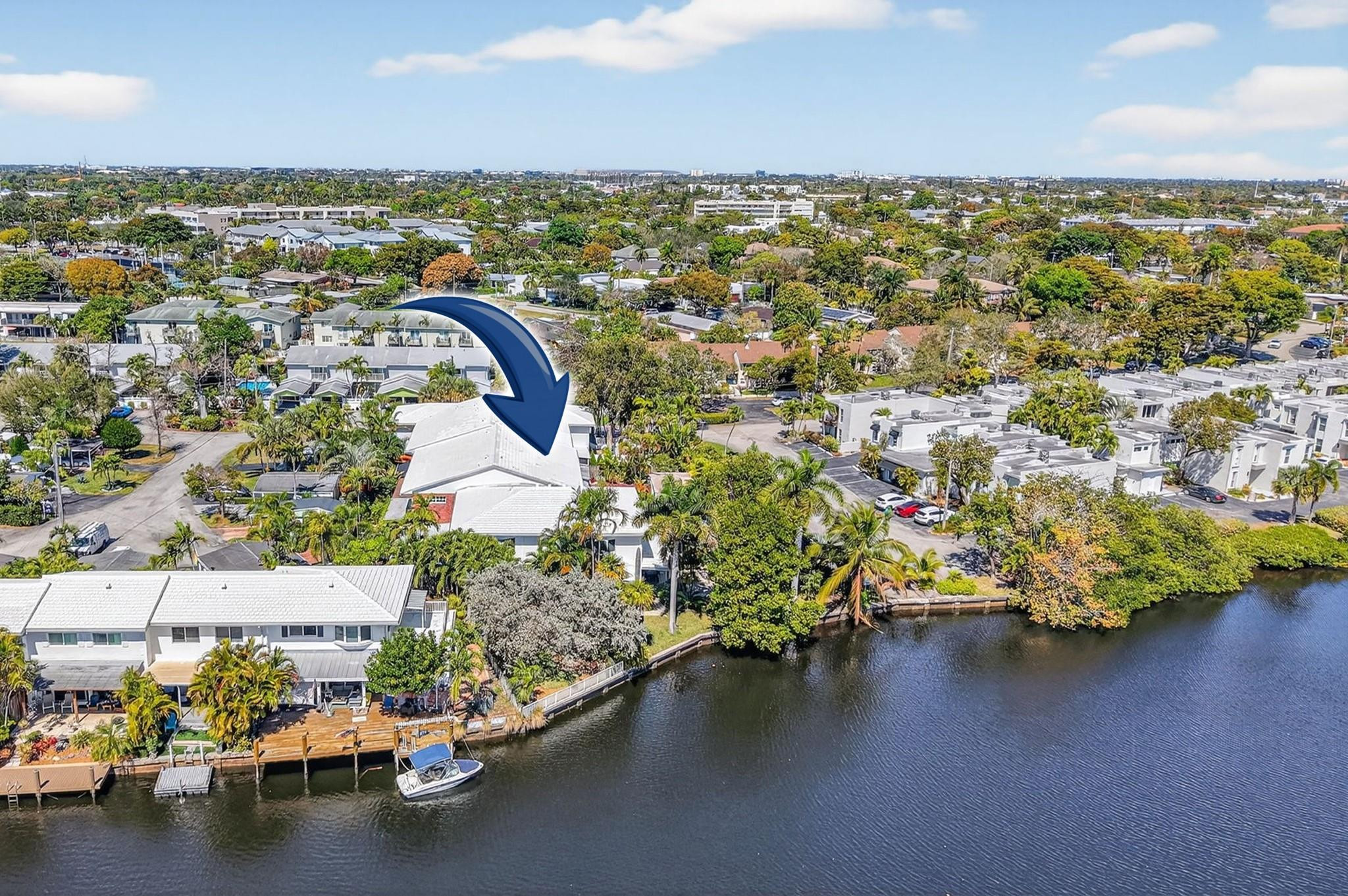 Townhouse Isle - Residential