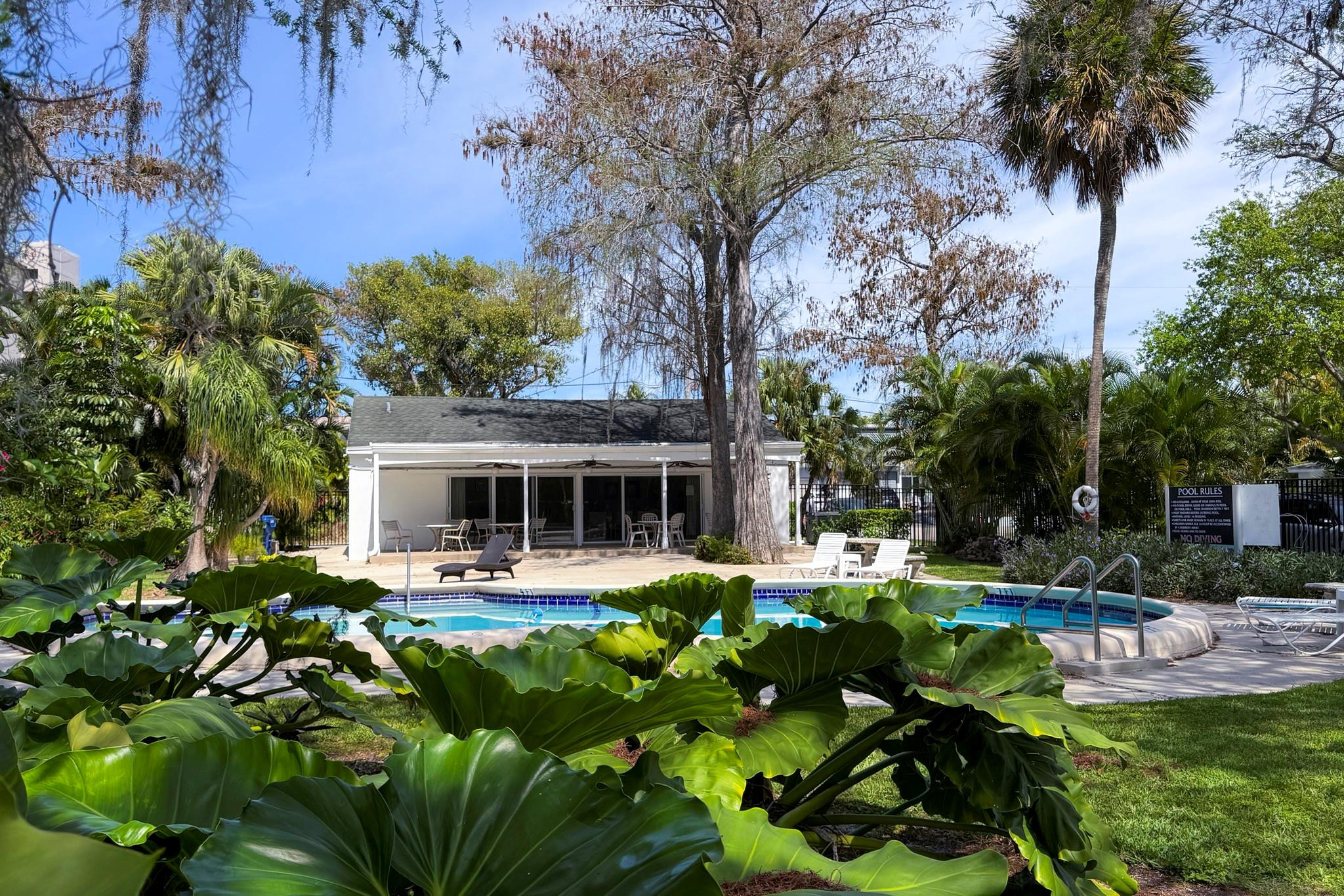 Townhouse Isle - Residential