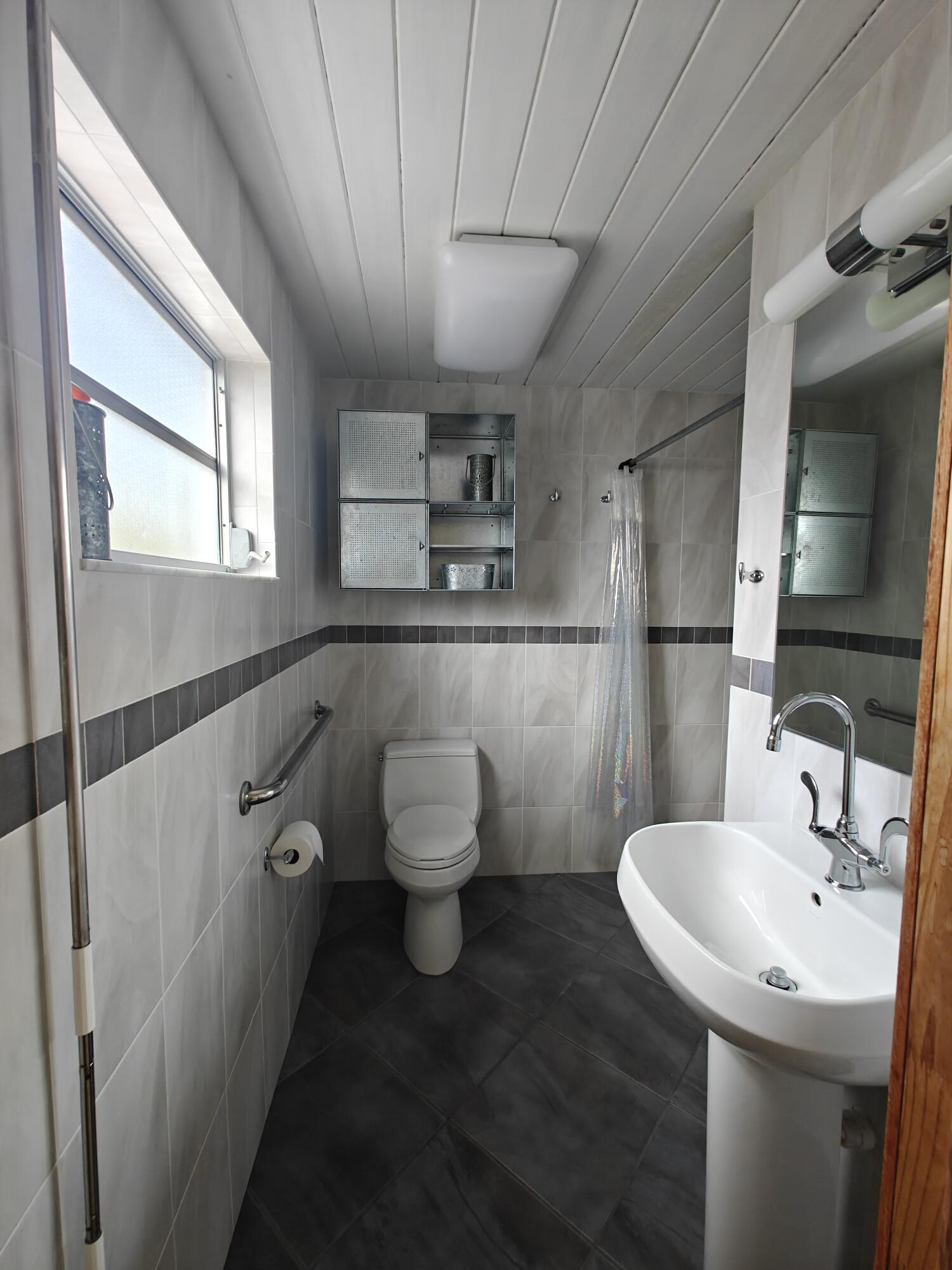 BREEZE HAVEN NO 2 - Residential